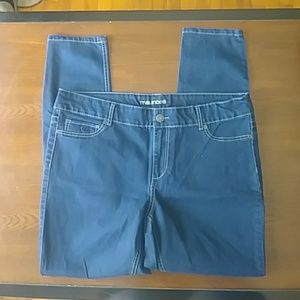 Solid denim jeggings